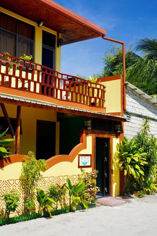 Captal Island Hotel 3*